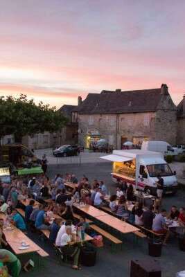 Marché festif à Saint-Robert